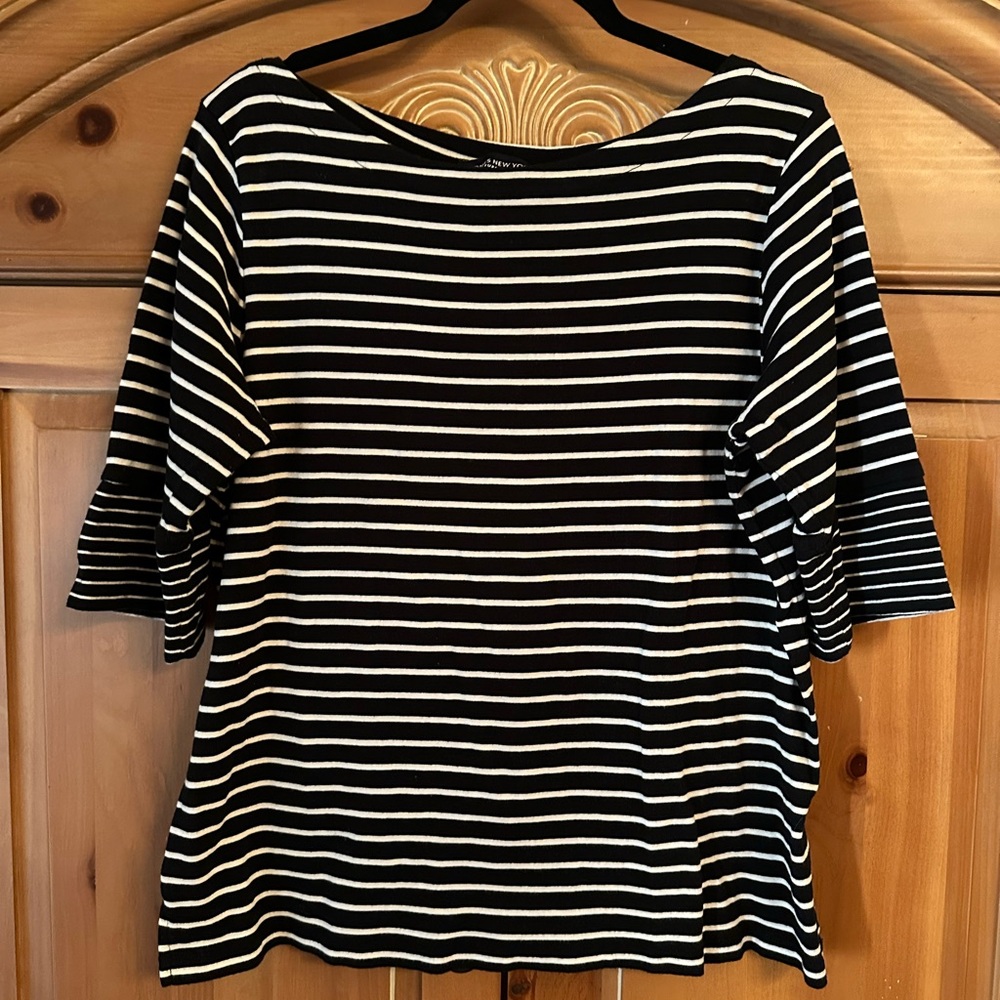 Jones New York Black and Cream Striped Long Sleeve Top